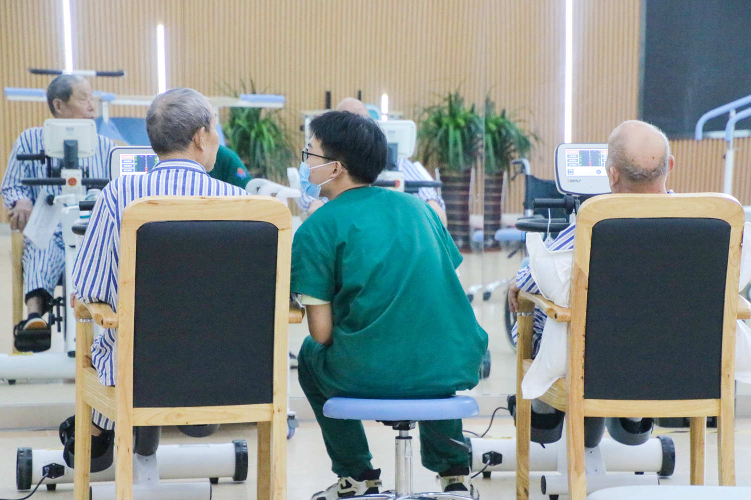 杭州金诚护理院：小病不出院，大病有绿通，患者安心，家属放心